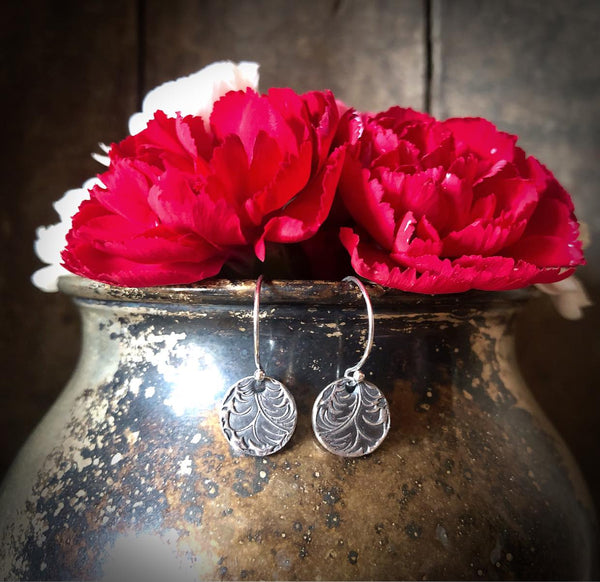 Plume Round Earrings